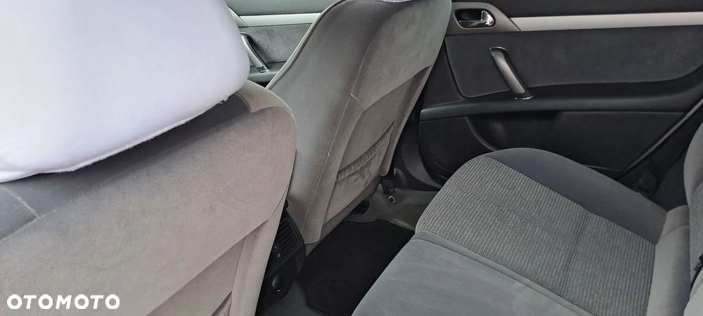 Peugeot 407 1.8 SR Komfort - 14