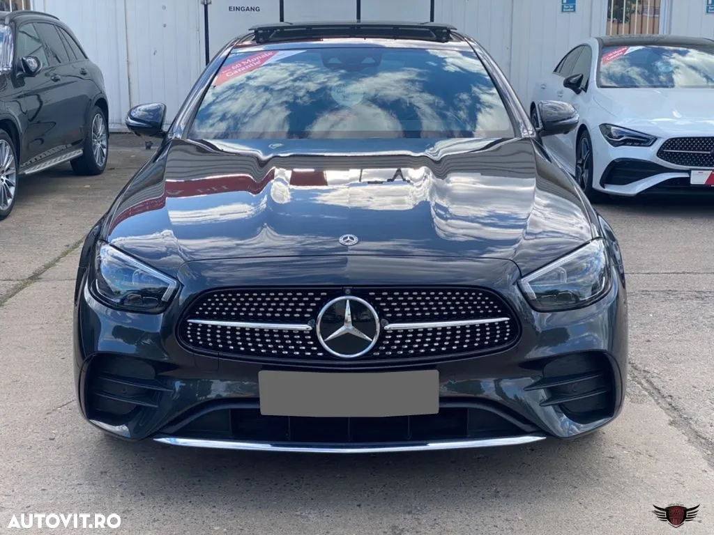 Mercedes-Benz E 300 de 9G-TRONIC AMG Line - 2