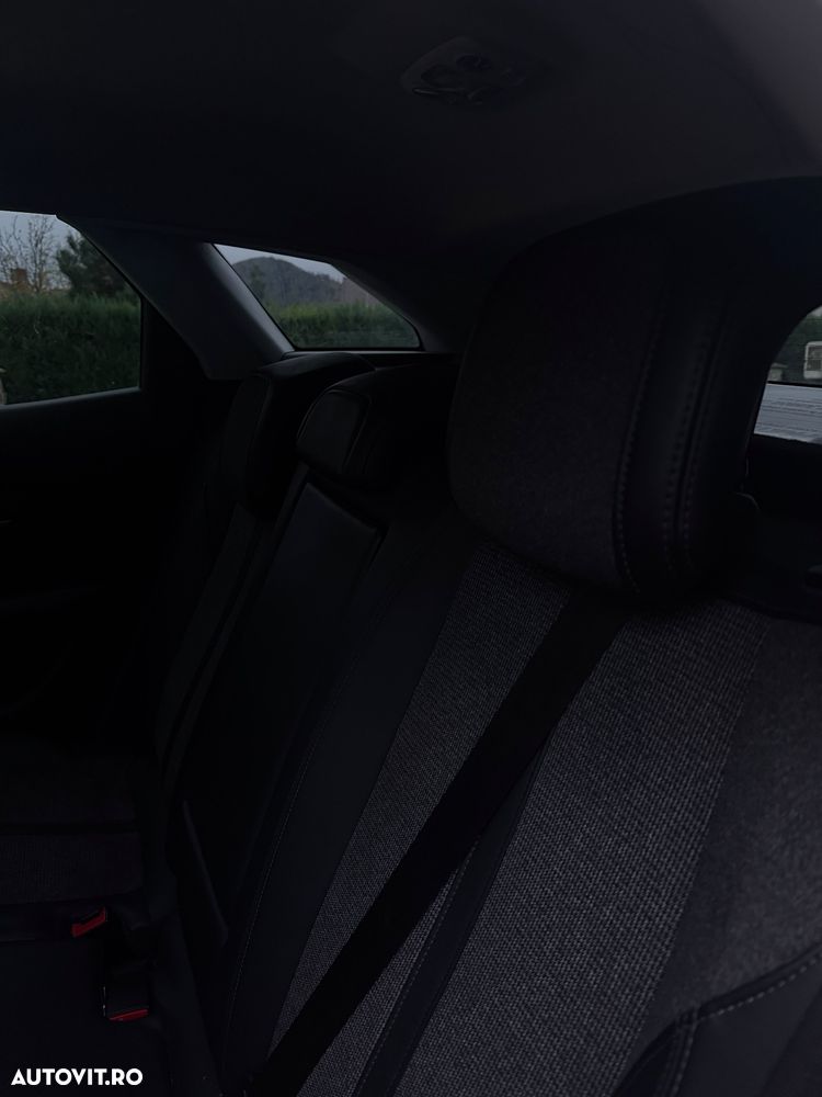 Peugeot 3008 - 13