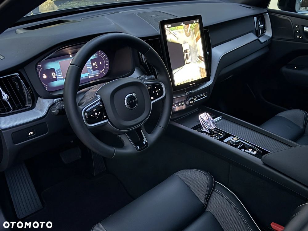 Volvo XC 60 B5 B AWD Geartronic RDesign - 18