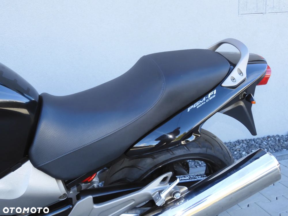 Honda X11 - 25