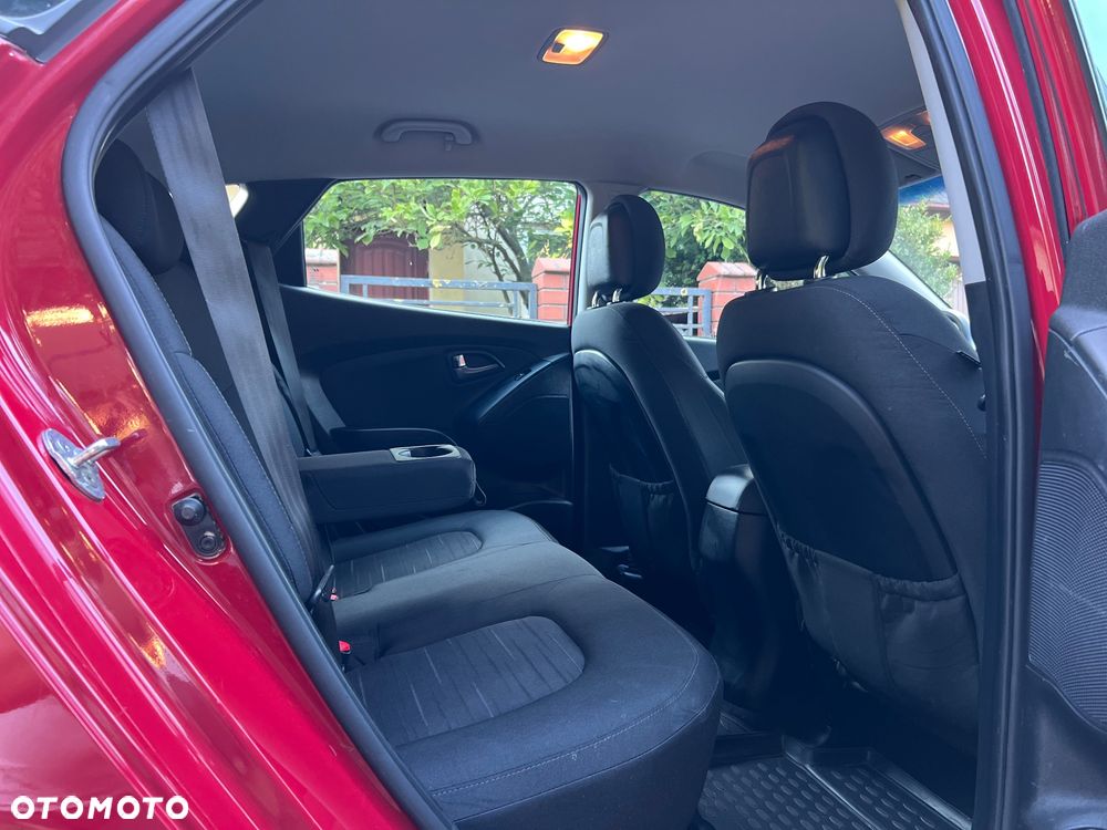 Hyundai ix35 1.6 2WD Fifa World Cup Edition - 24