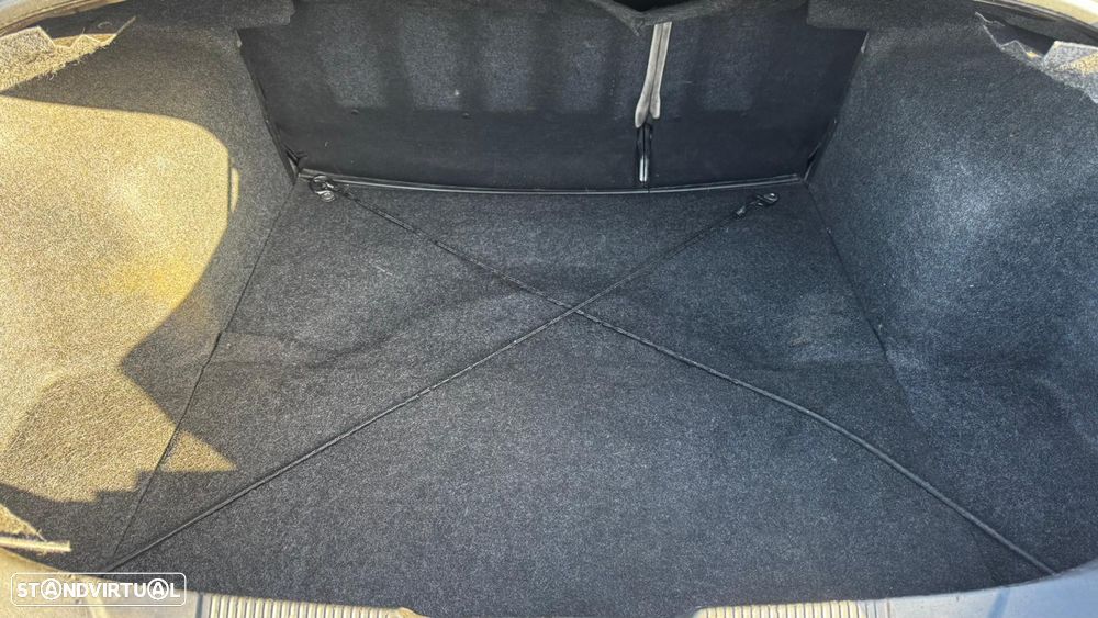 Fiat Linea 1.3 M-Jet Emotion - 12