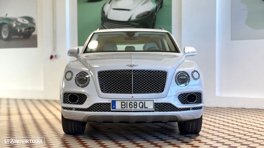 Bentley Bentayga V6 Hybrid - 2