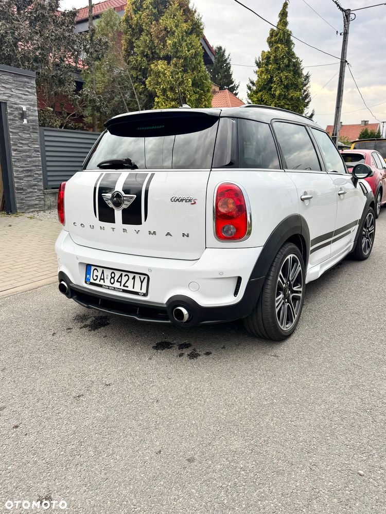 Mini Cooper S 2015 photo 2