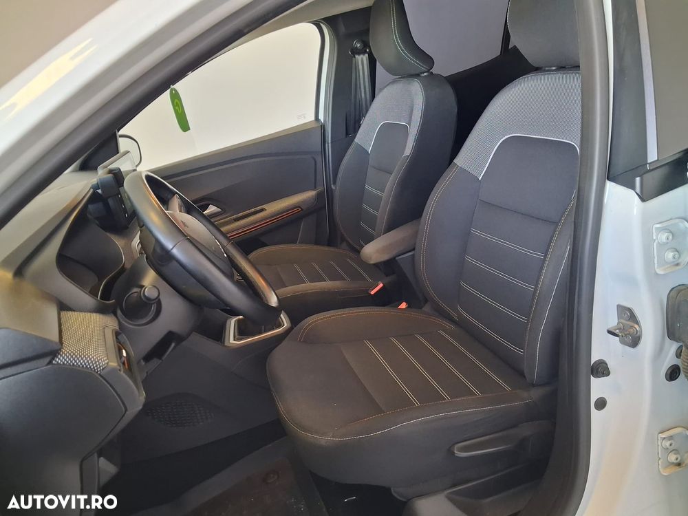 Dacia Sandero Stepway ECO-G 100 MT6 Comfort - 29