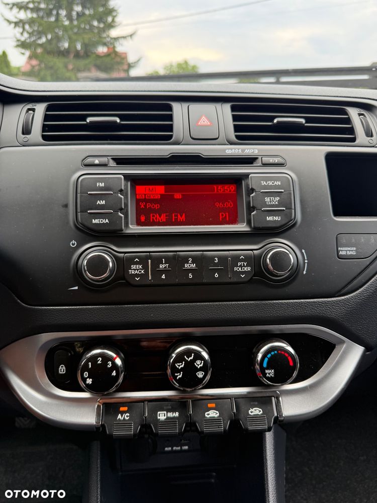 Kia Rio 1.2 Spirit - 25