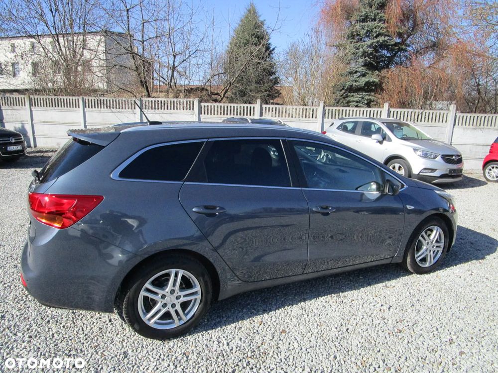 Kia Ceed 1.6 GDI Business Line - 15