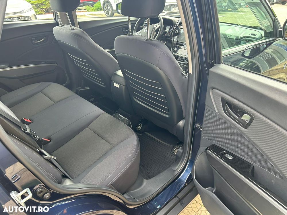 SsangYong Tivoli 1.5 T-GDi 4WD Automatik Black - 10
