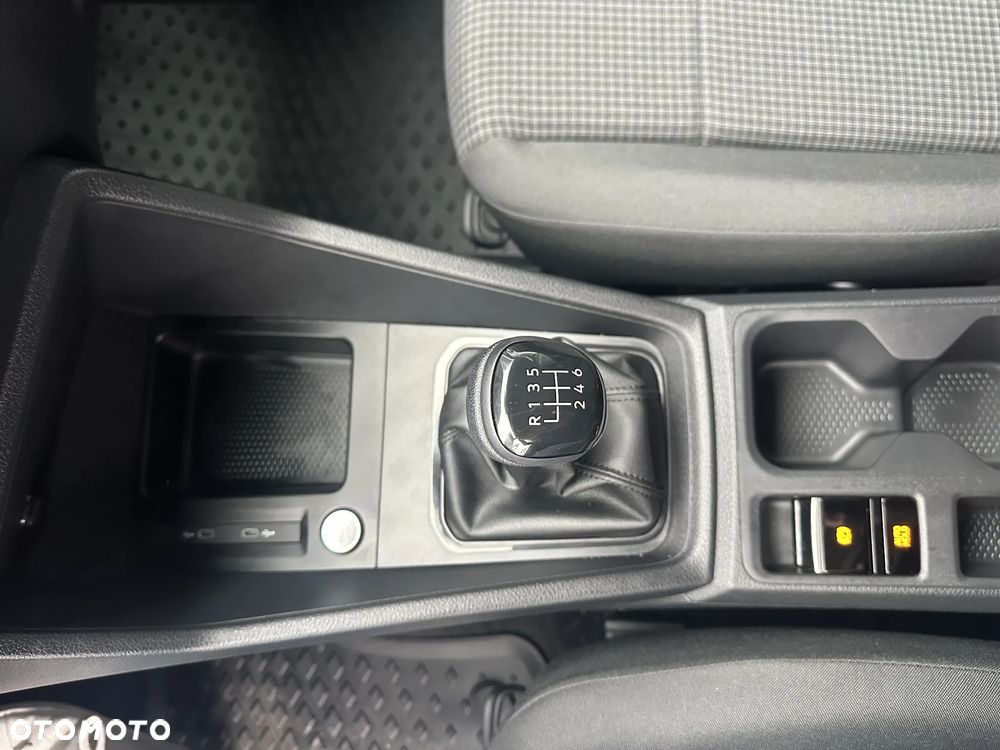 Volkswagen Caddy - 12