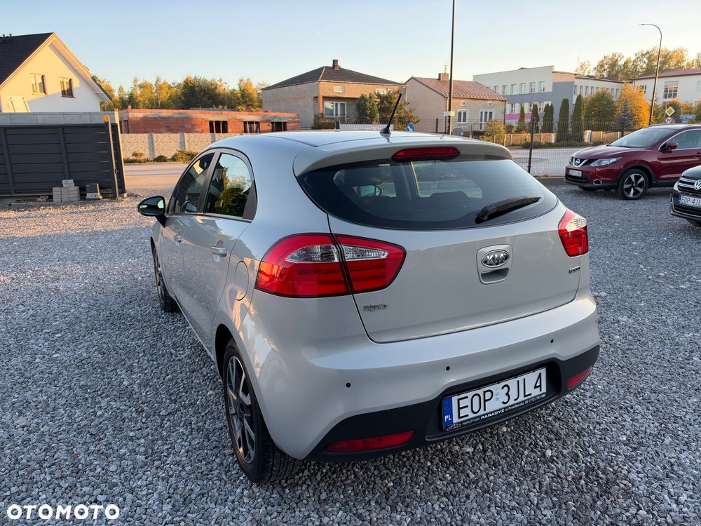 Kia Rio 1.4 CRDI Platinum Edition - 32