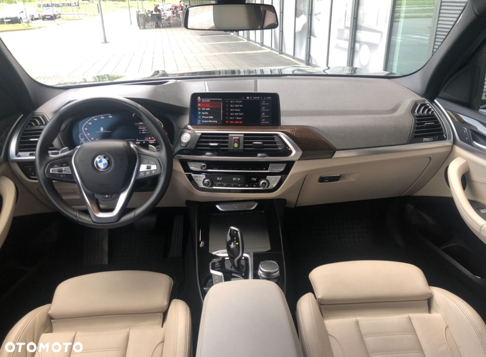 BMW X3 xDrive30i Luxury Line - 8