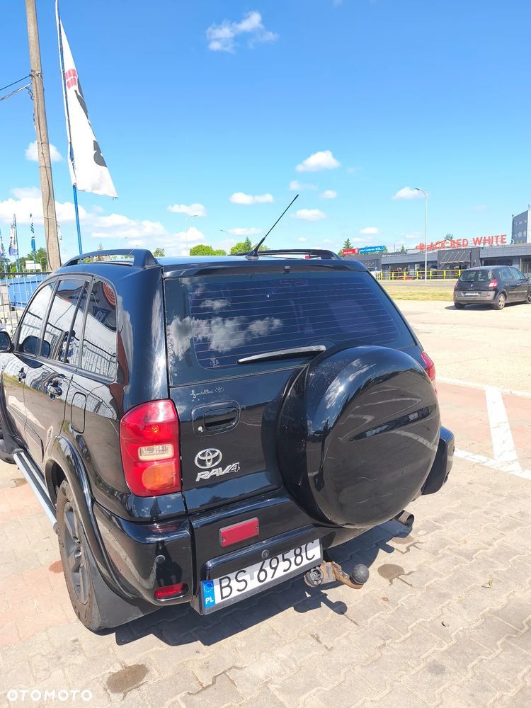 Toyota RAV4 2.0 D-4D 4x4 - 3