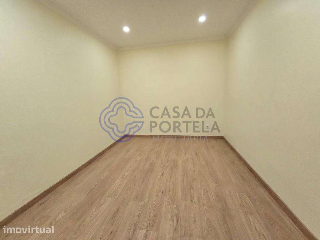 Venda Moradia T2 S. Roque - Porto - Grande imagem: 4/25
