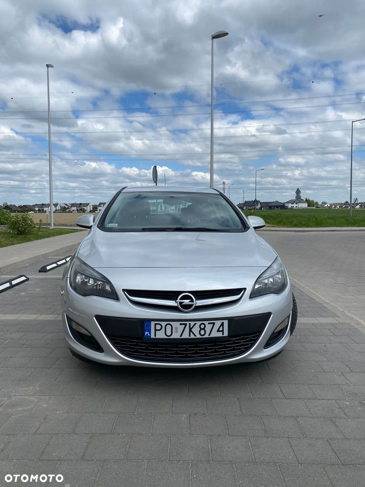 Opel Astra 1.4 T Essentia EU6 - 9