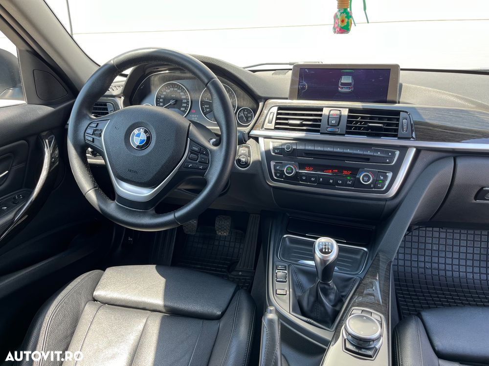 BMW Seria 3 328i xDrive - 7