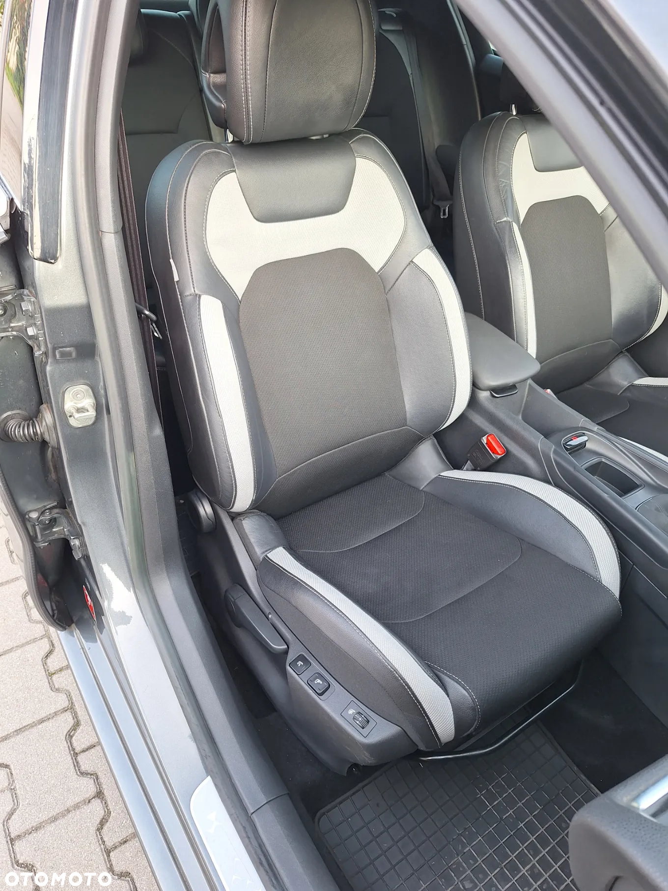 Citroën DS4 1.6 VTi SoChic - 17