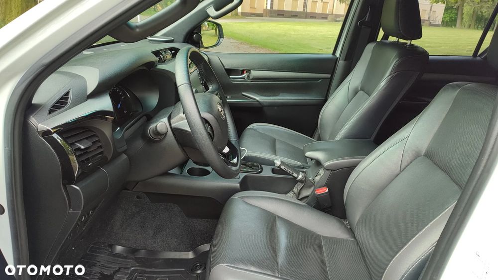 Toyota Hilux 2.8 D-4D Double Cab Invincible 4x4 - 17