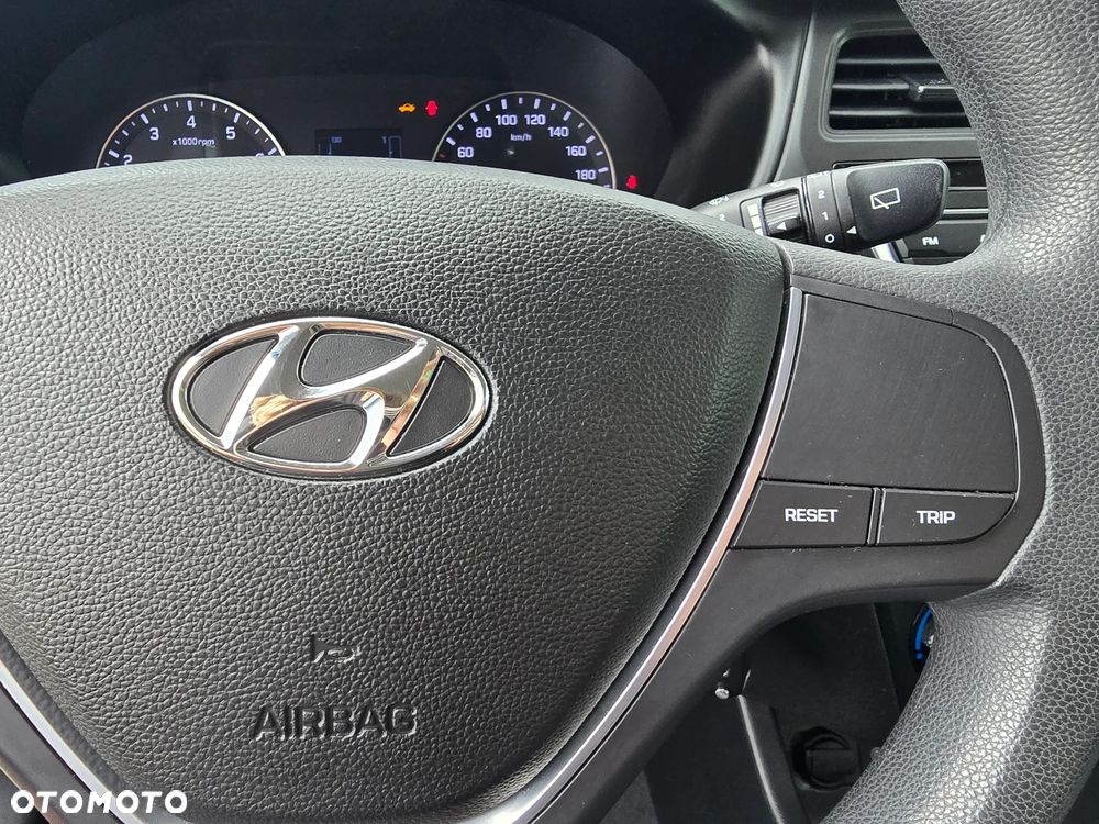 Hyundai i20 - 27