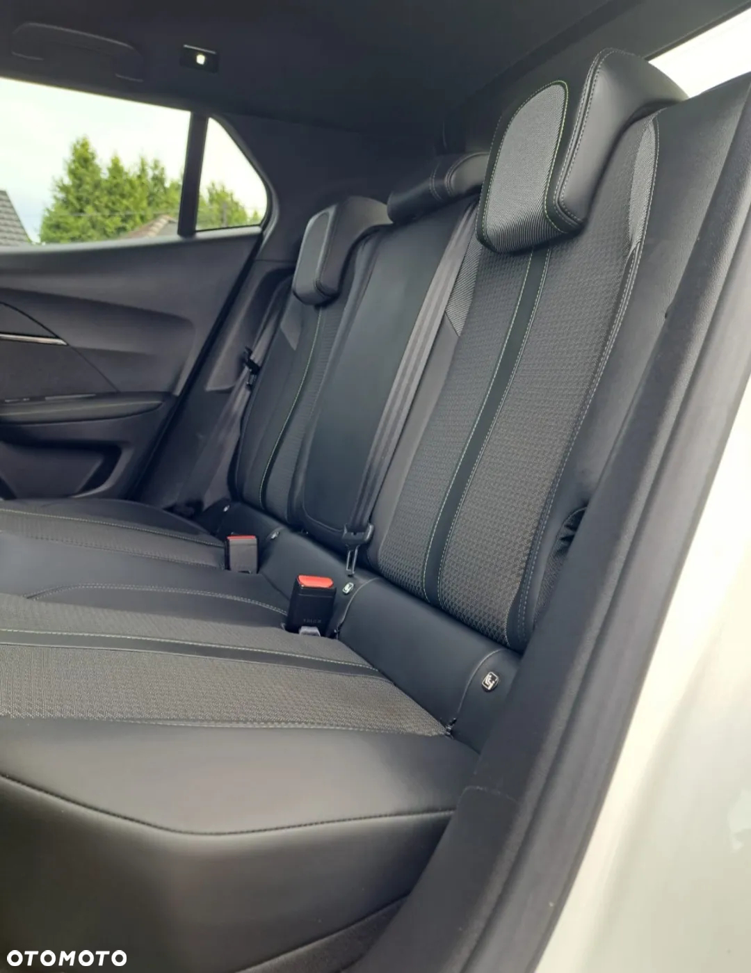 Peugeot 2008 1.5 BlueHDi GT S&S - 14