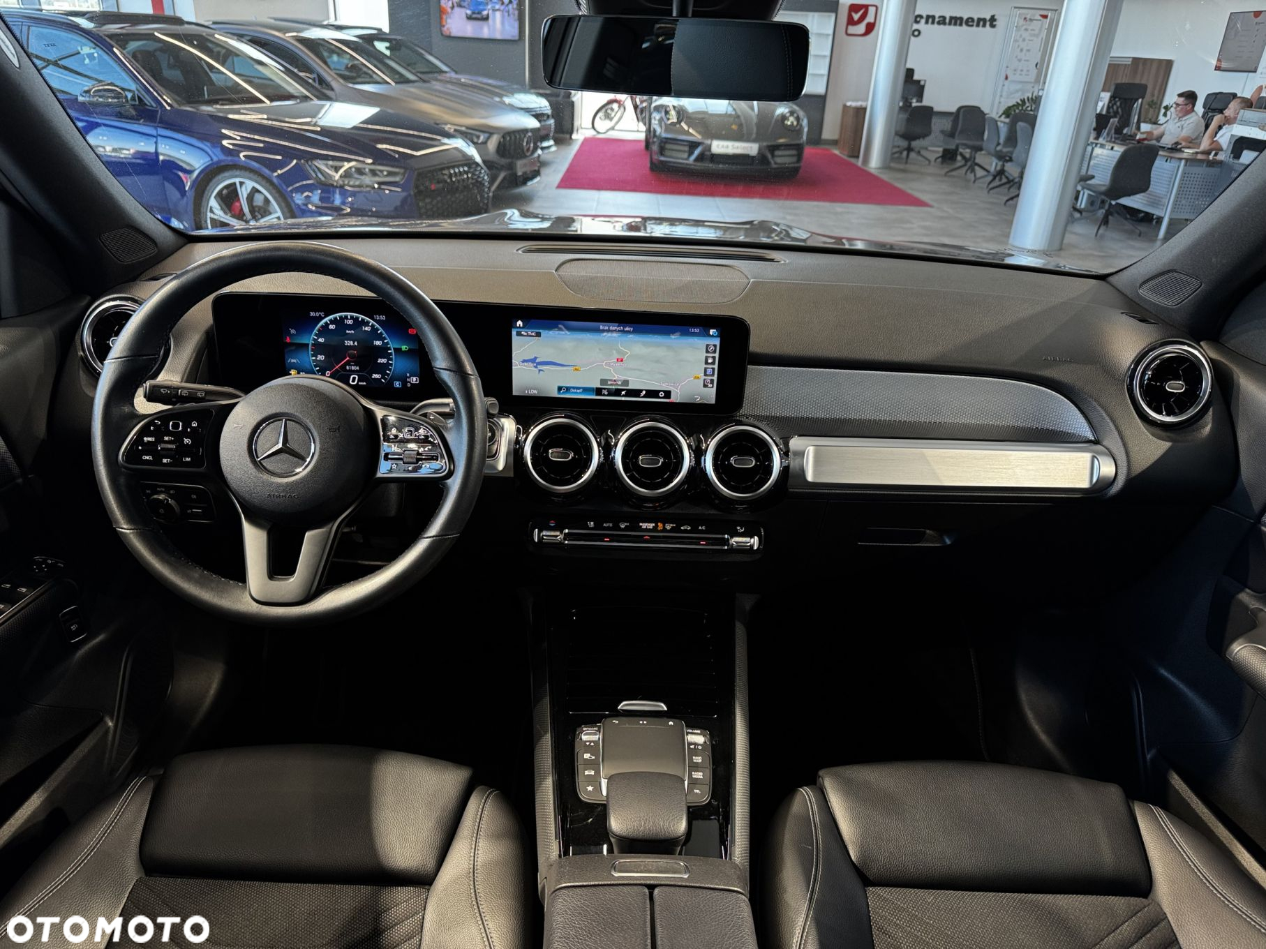 Mercedes-Benz GLB - 17