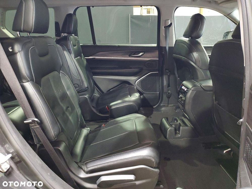 Jeep Grand Cherokee - 2