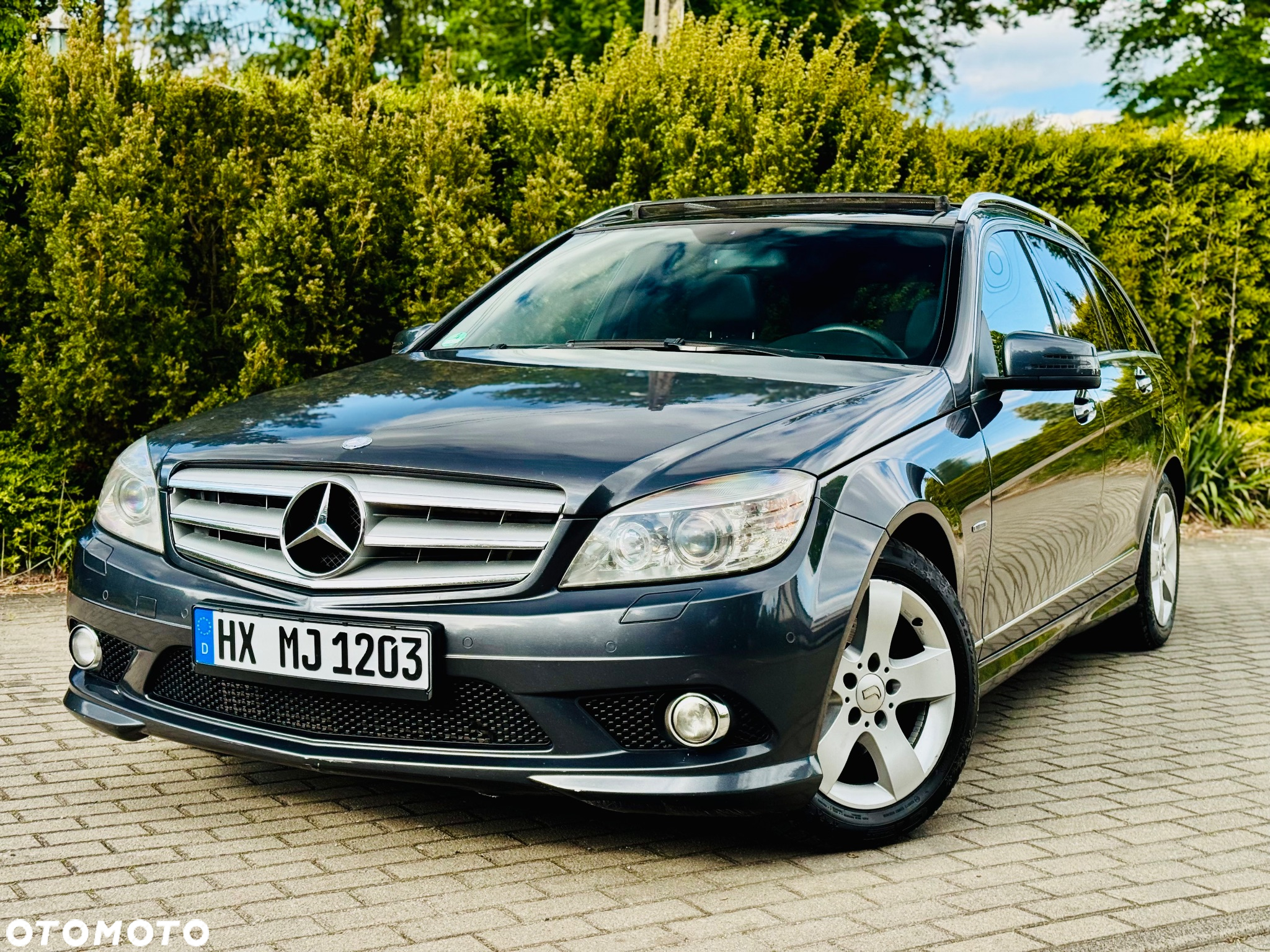 Mercedes-Benz Klasa C 220 (BlueTEC) d T 7G-TRONIC AMG Line - 32