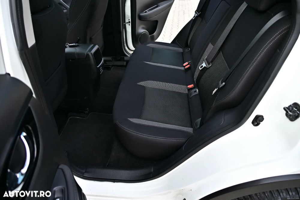 Nissan Qashqai 1.7 dCi TEKNA - 15