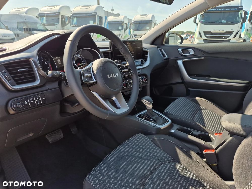 Kia XCeed 1.5 T-GDI M DCT - 9