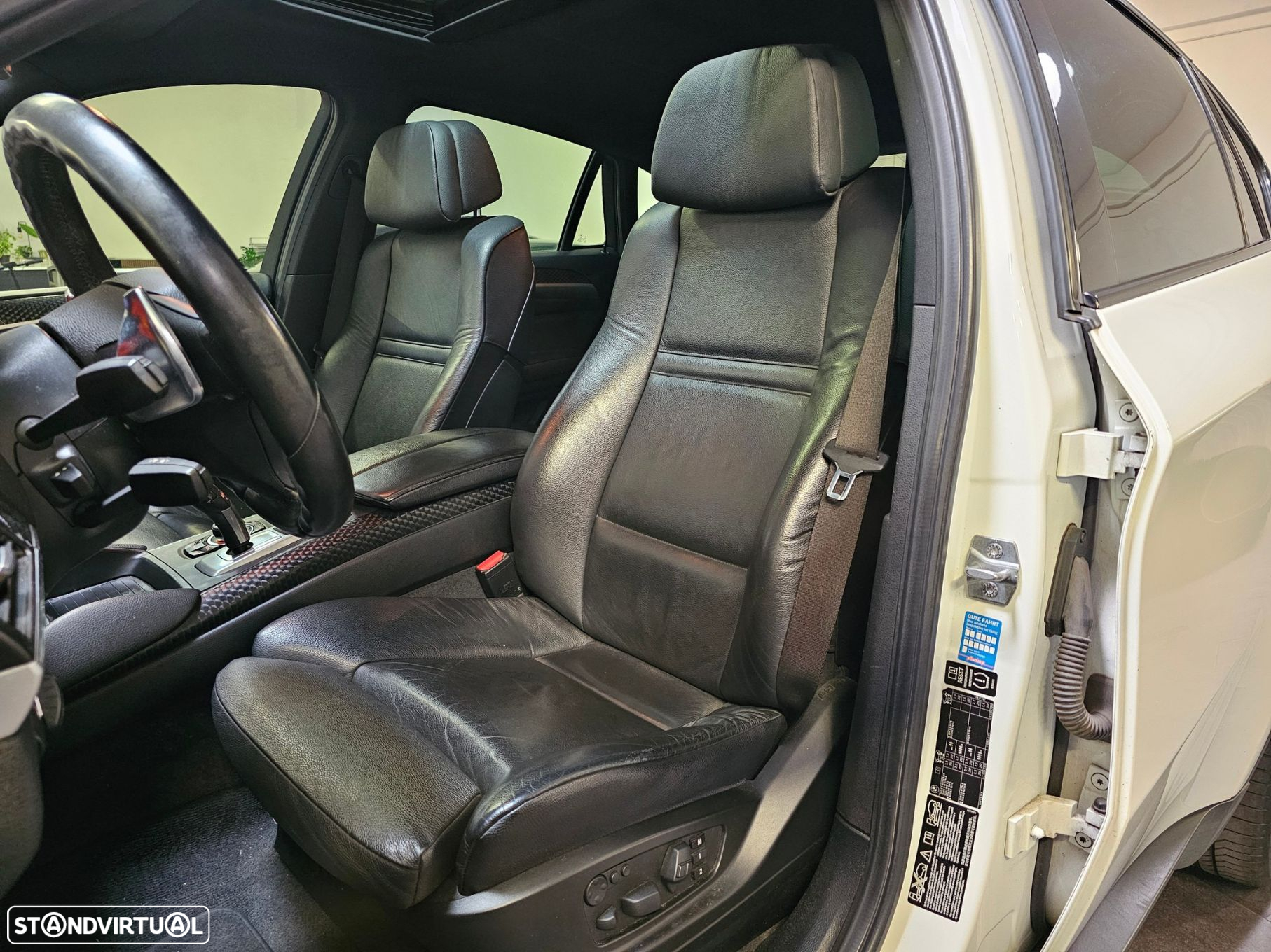BMW X6 xDrive40d - 24
