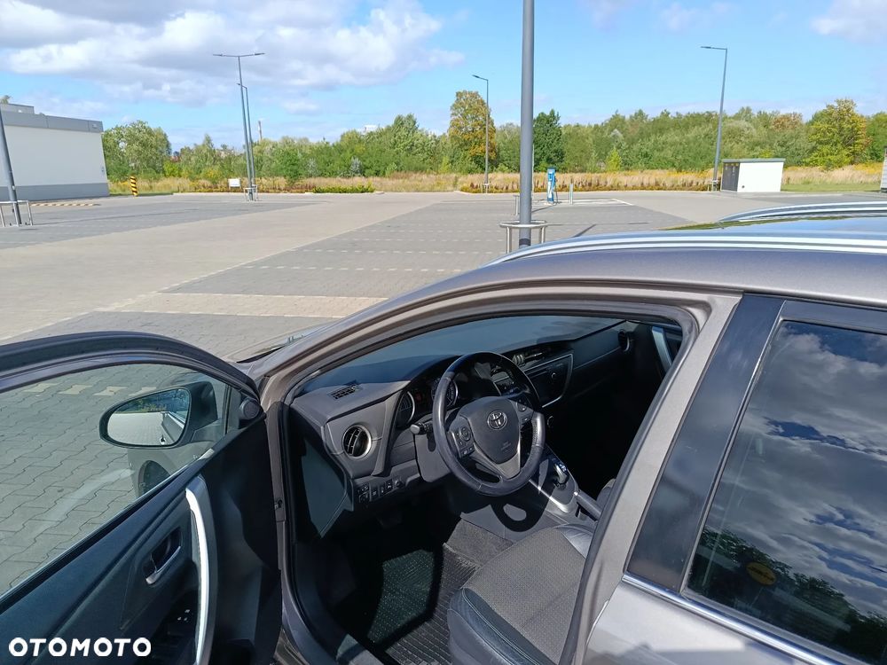 Toyota Auris - 9