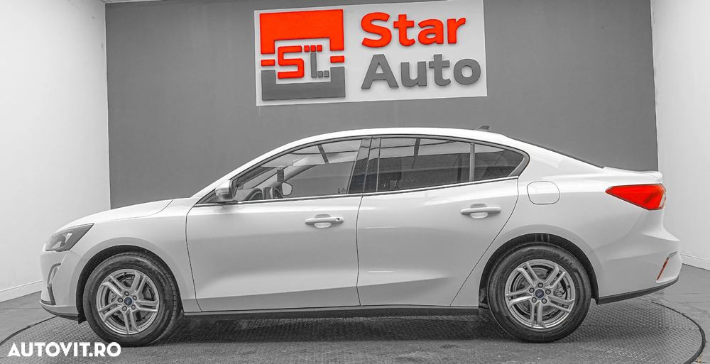 Ford Focus 1.0 EcoBoost Titanium Business - 10