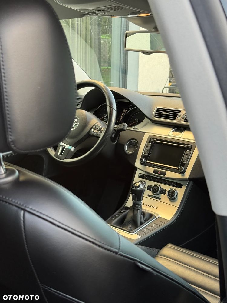 Volkswagen Passat 2.0 TDI 4Mot Comfortline - 16