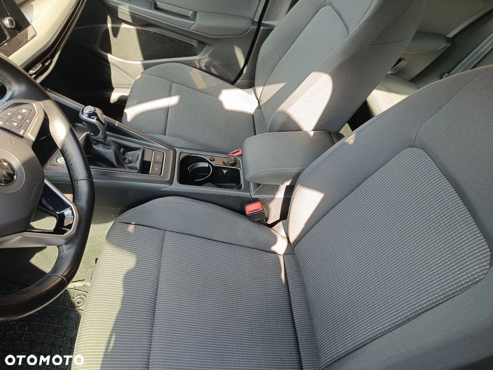 Volkswagen Golf 1.0 TSI BMT Comfortline - 23