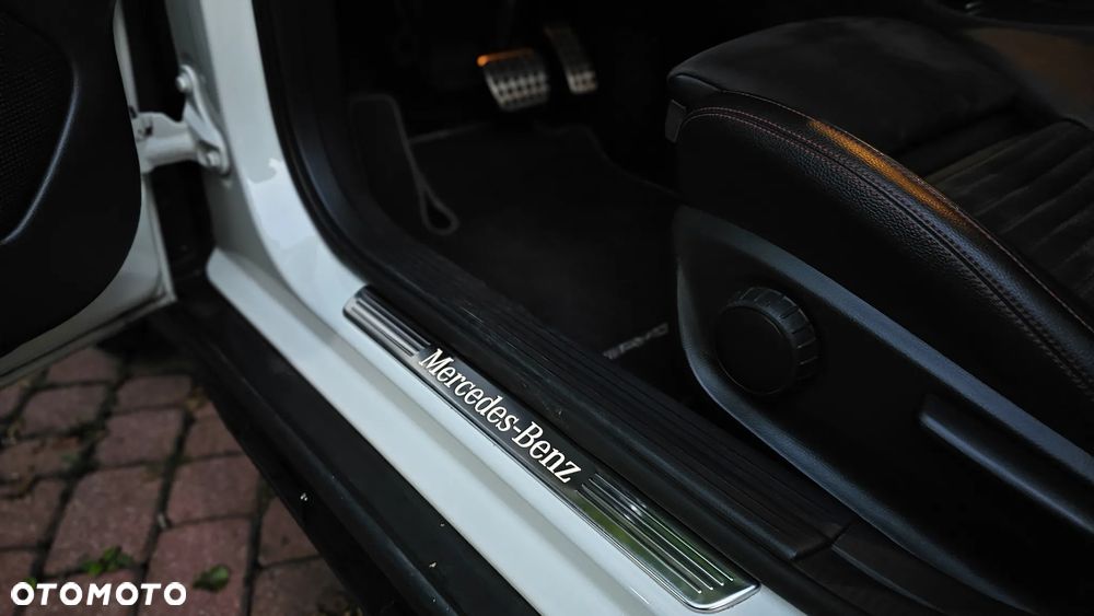 Mercedes-Benz Klasa E 200 BlueTEC 7G-TRONIC Avantgarde - 21