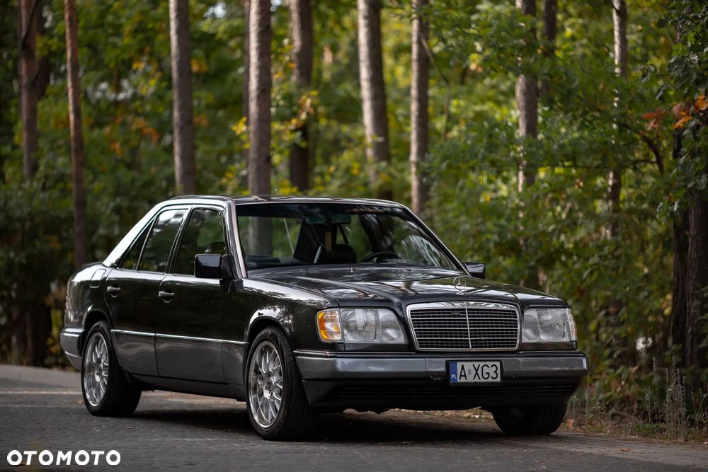 Mercedes-Benz Klasa E - 22