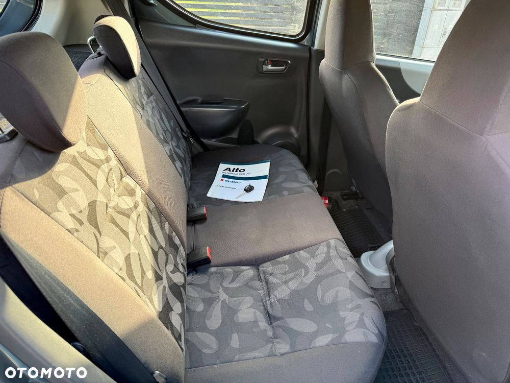 Suzuki Alto 1.0 Comfort - 12