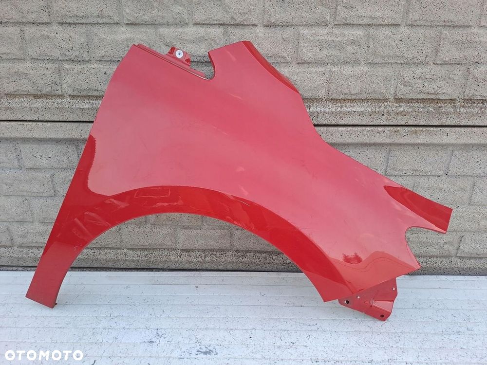 MERCEDES CITAN W420 2022- BŁOTNIK PRAWY - 1