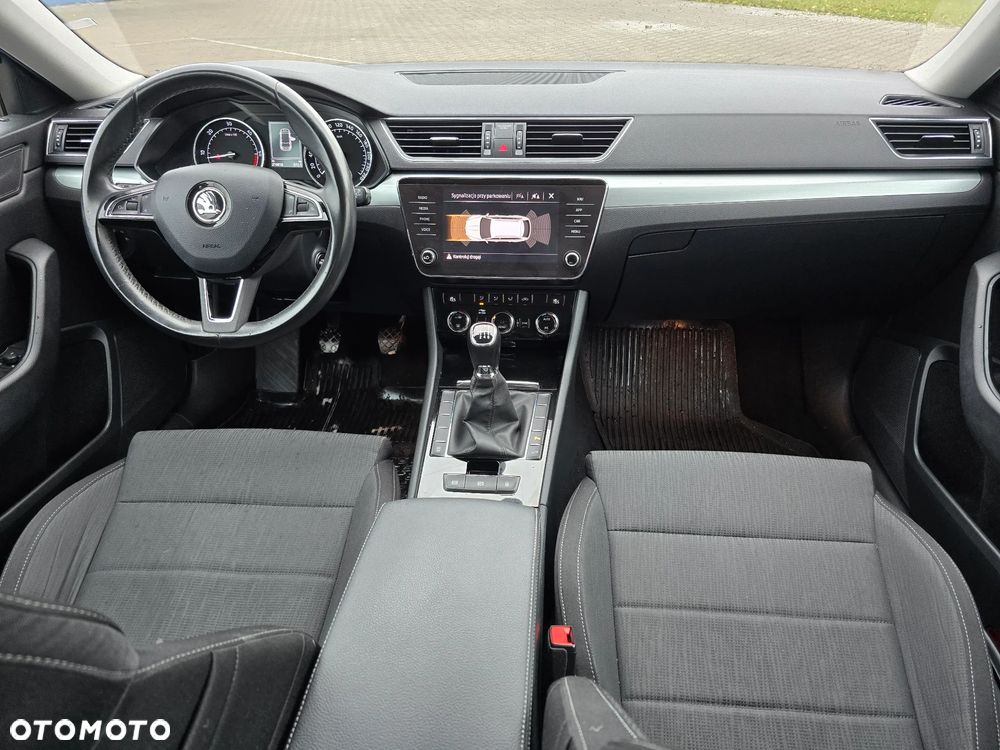 Skoda Superb 2.0 TDI Ambition - 20