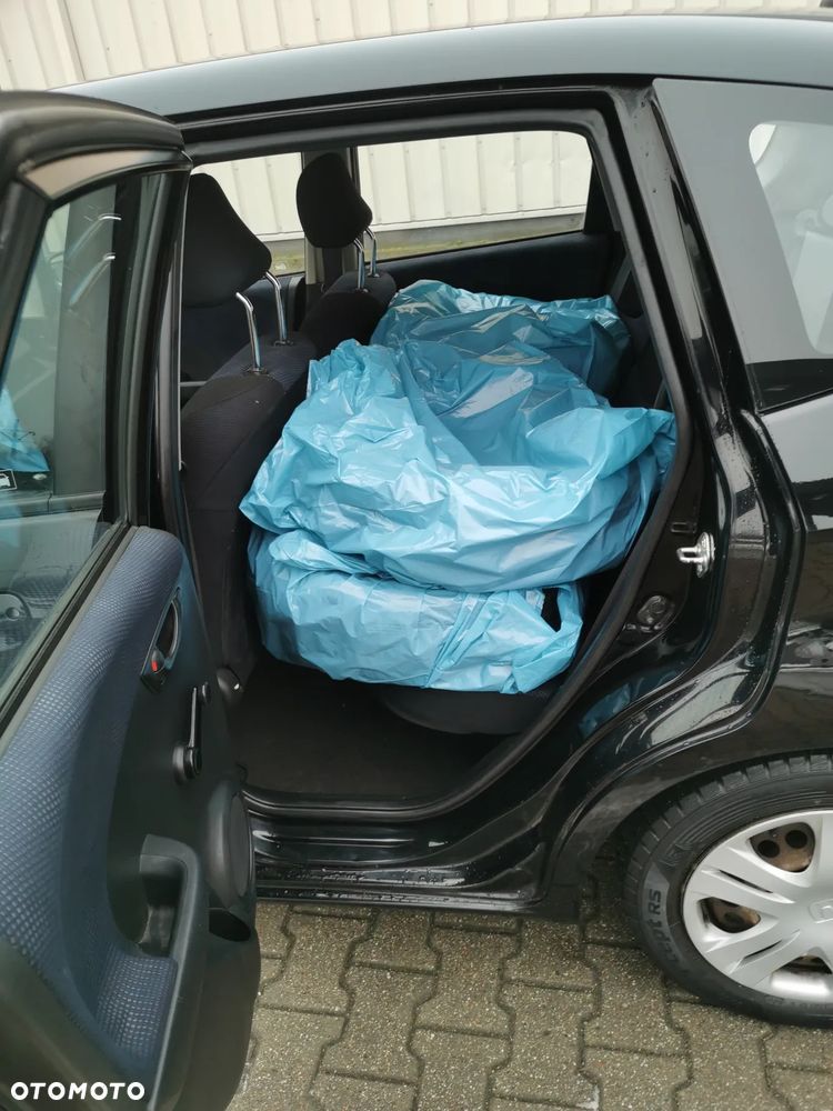 Honda Jazz 1.2 Base - 16