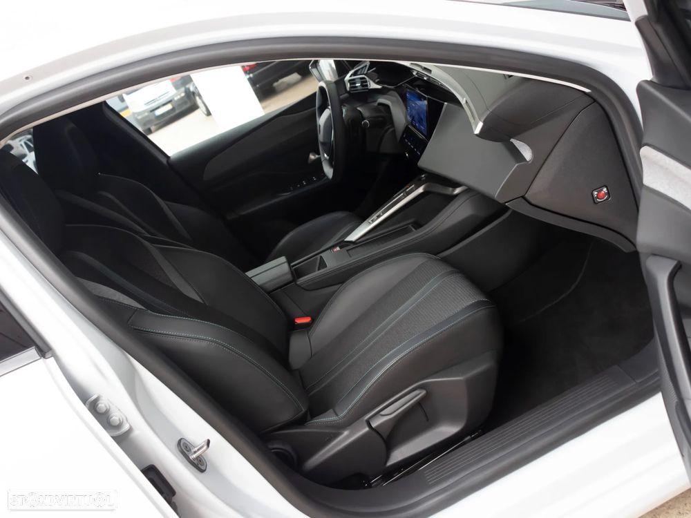 Peugeot 308 SW 1.5 BlueHDi Allure EAT8 - 13