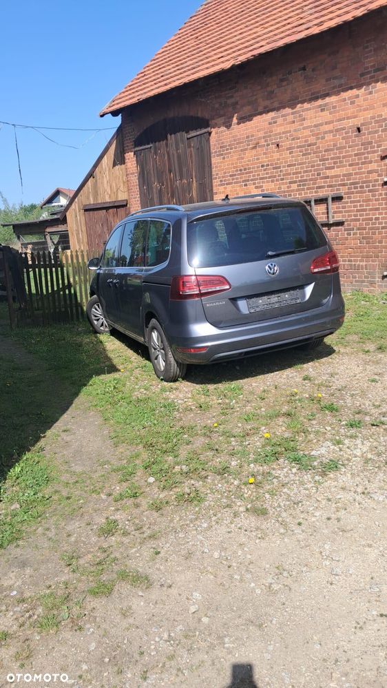 Volkswagen Sharan - 1