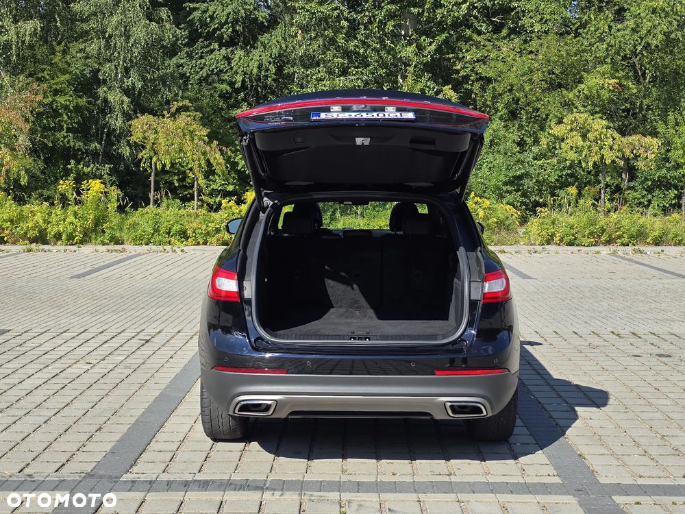 Lincoln MKX - 8