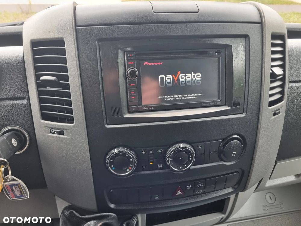 Volkswagen Crafter - 27