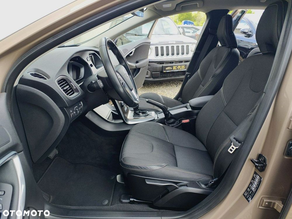 Volvo V40 Cross Country D3 Geartronic Summum - 18
