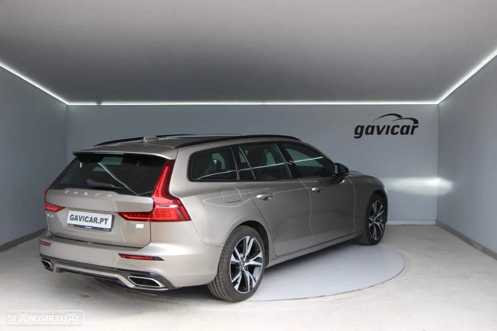 Volvo V60 2.0 T6 AWD TE R-Design - 23