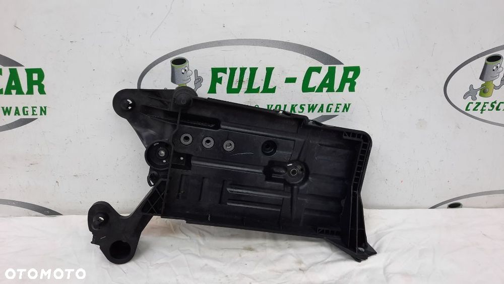 VW GOLF VII PASSAT PODSTAWA AKUMULATORA 5Q0915331K