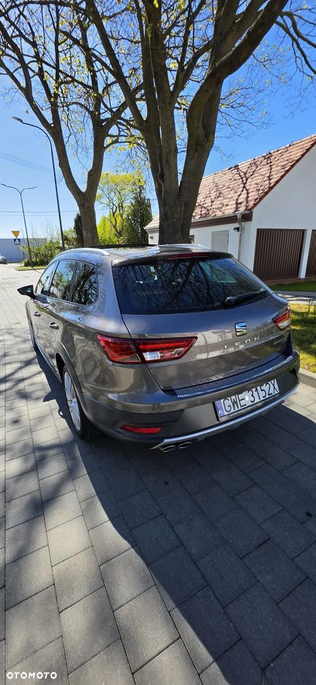 Seat Leon 2.0 TDI DPF Start&Stop DSG XCELLENCE - 22