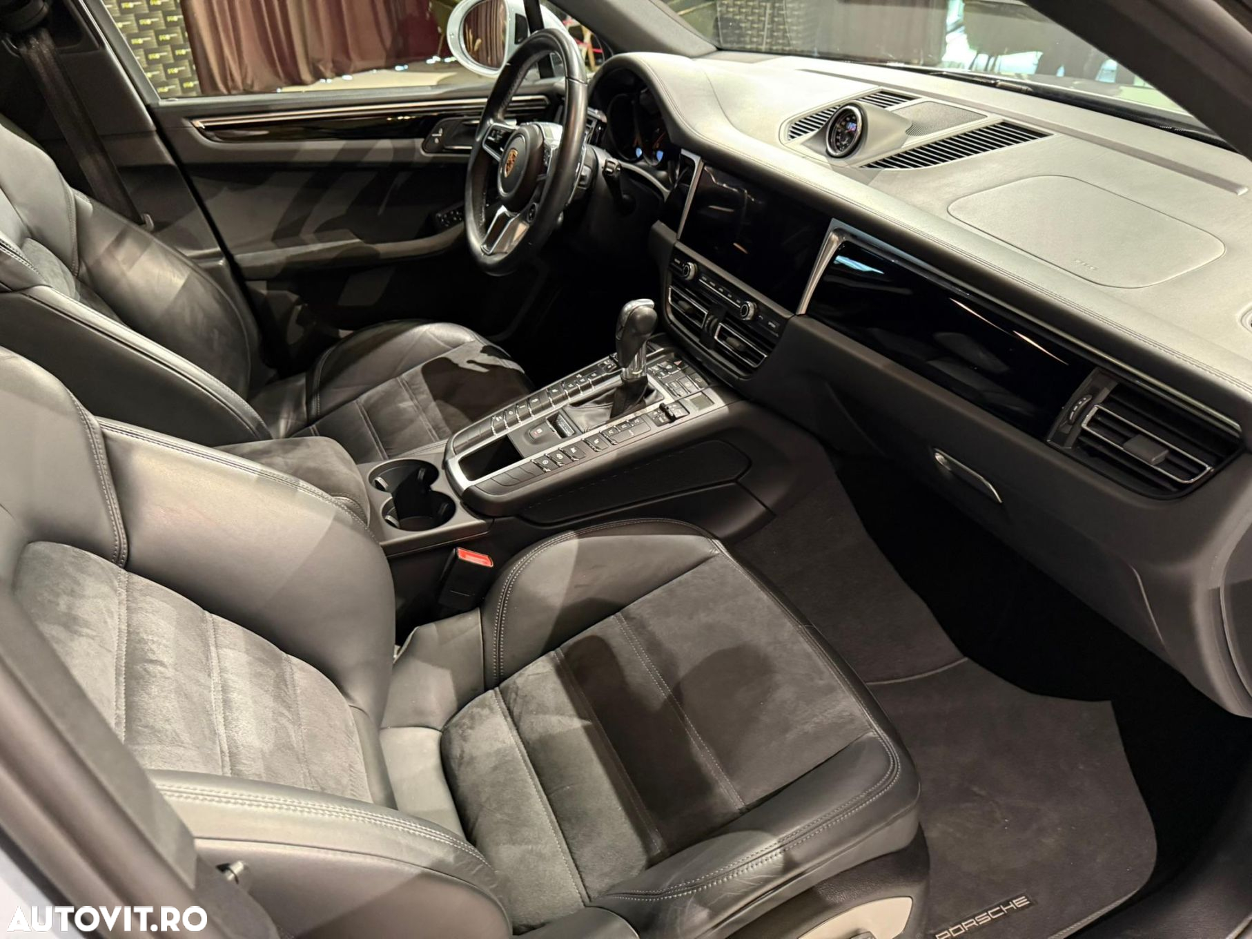 Porsche Macan - 17
