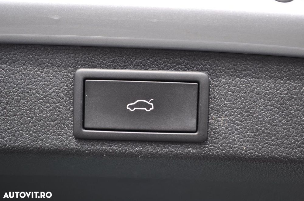 Skoda Superb 2.0 TDI DSG Premium Edition - 39